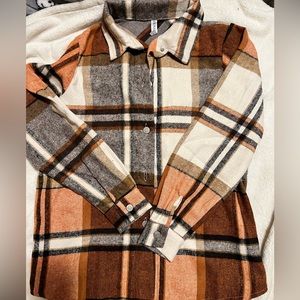 NWOT women's shacket.